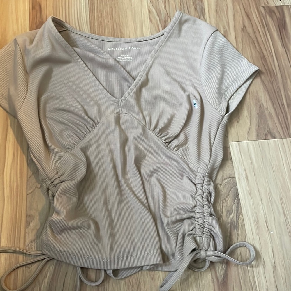 Tan scrunch top